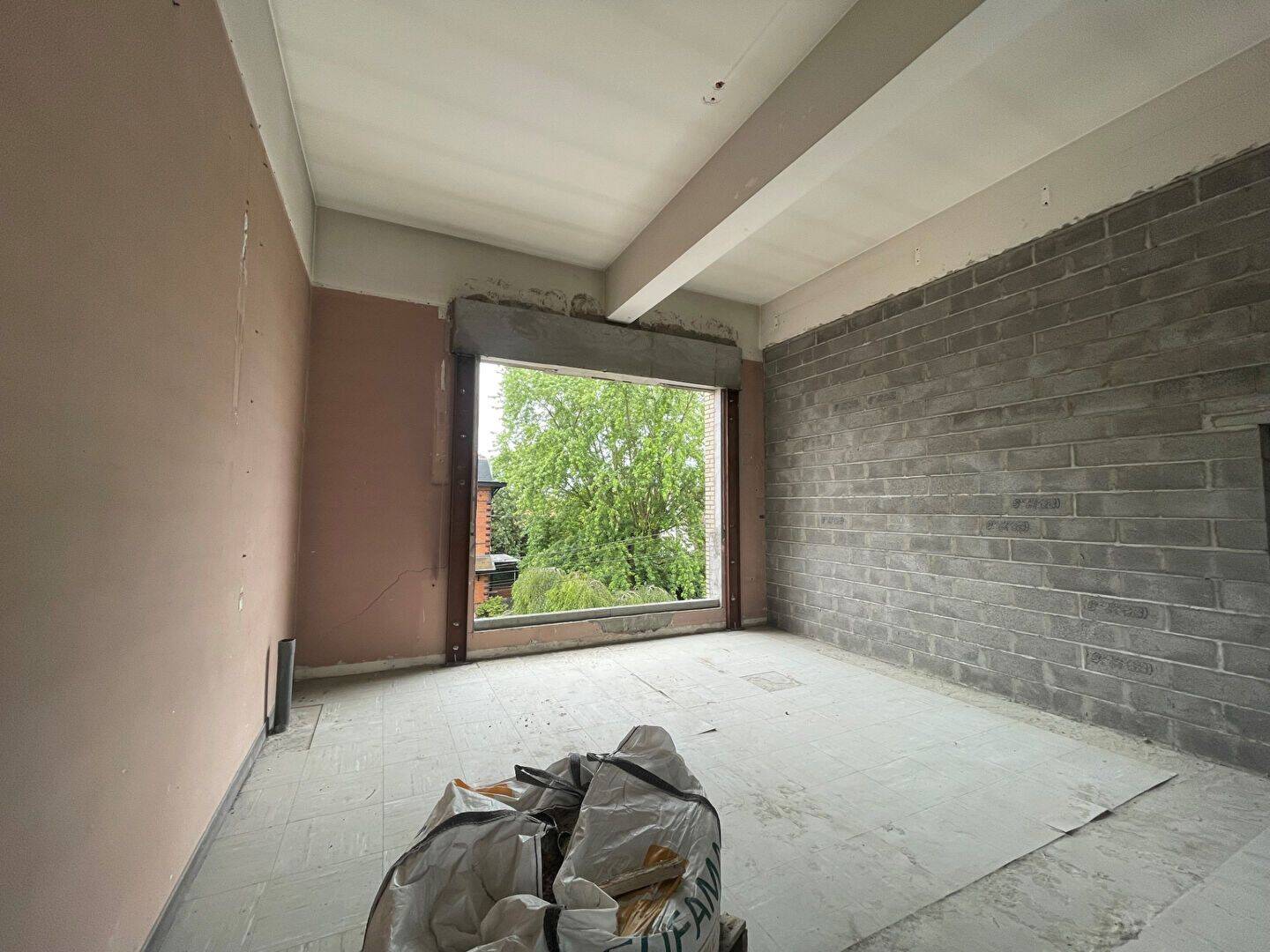 Appartement 5 pièces 90 m² · à Pérenchies · 90 m² · 140 800 €