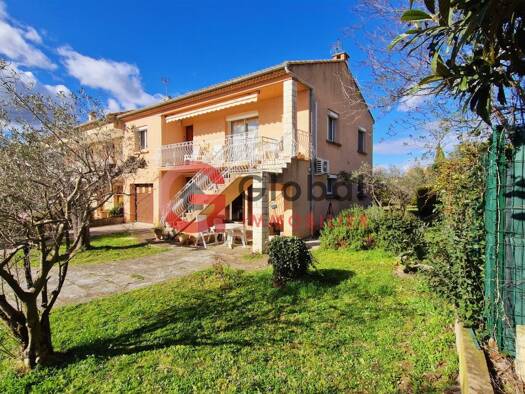 Maison à vendre 369 940 € 5 pièces 3 chambres 130 m² 550 m² de terrain Salon-de-Provence 13300