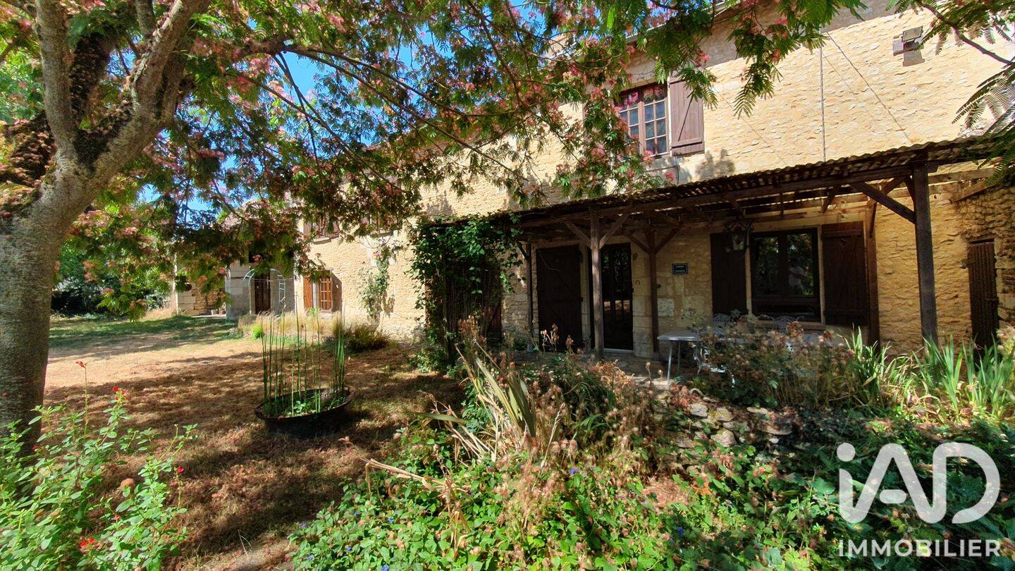 Maison 7 pièces 182 m² · à Montreuil-Bellay · 182 m² · 205 000 €