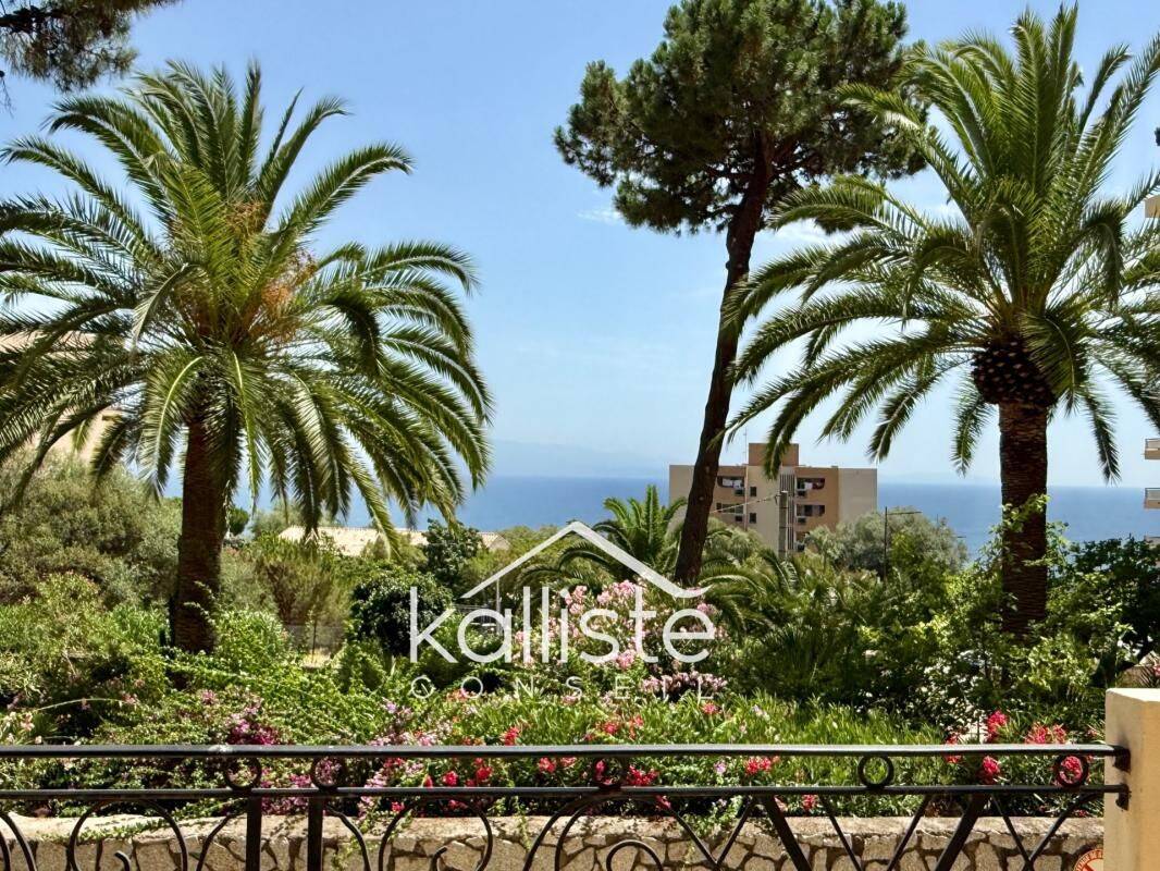 Appartement 2 pièces 53 m² · à Ajaccio · 53 m² · 250 000 €