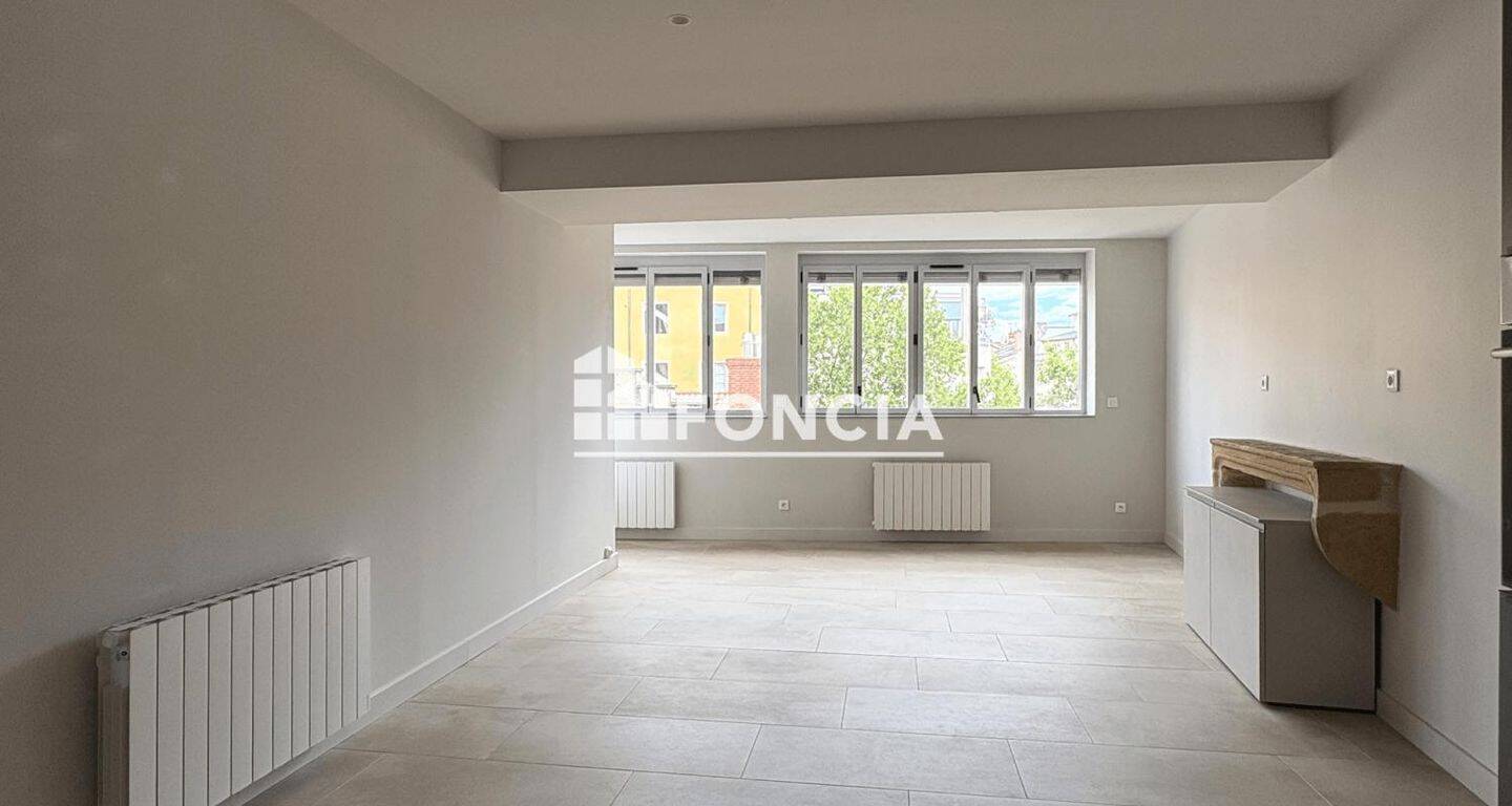 Appartement 3 pièces 61 m² · à Lyon 1er Arrondissement · 61,3 m² · 1 279 €