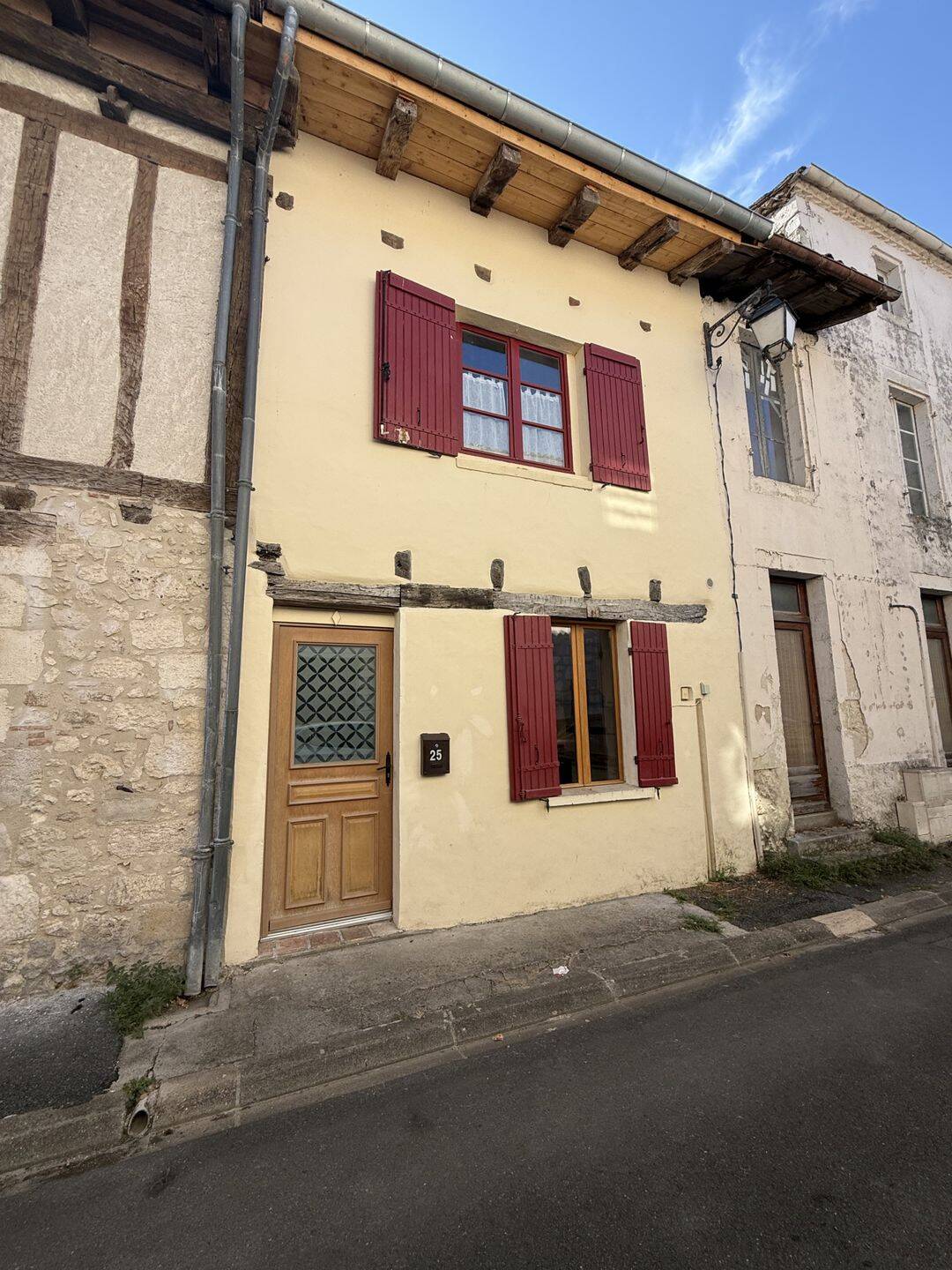 Maison 4 pièces 106 m² · à Eymet · 105,7 m² · 128 000 €