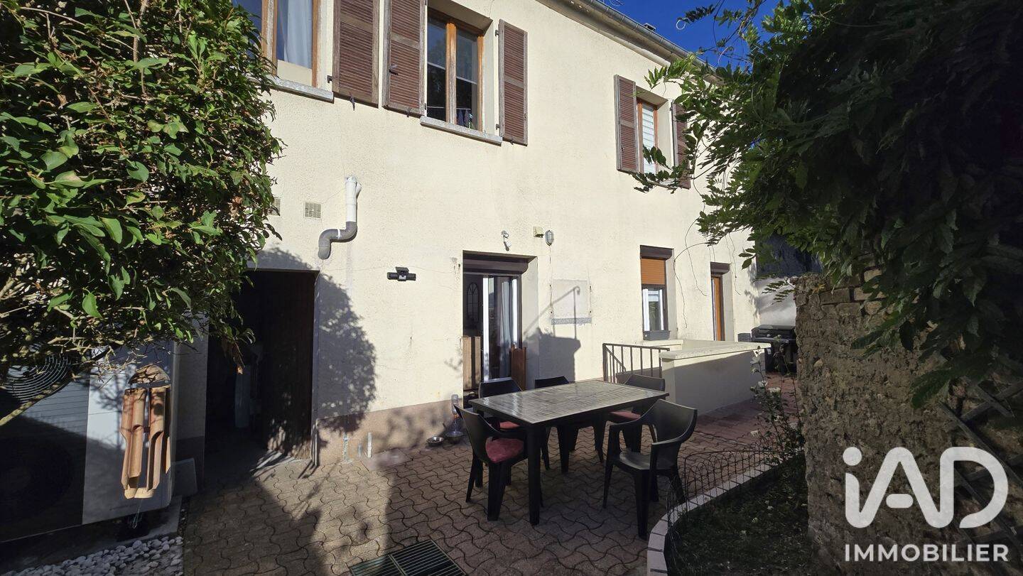 Maison 4 pièces 104 m² · à Vexin-sur-Epte · 104 m² · 190 000 €
