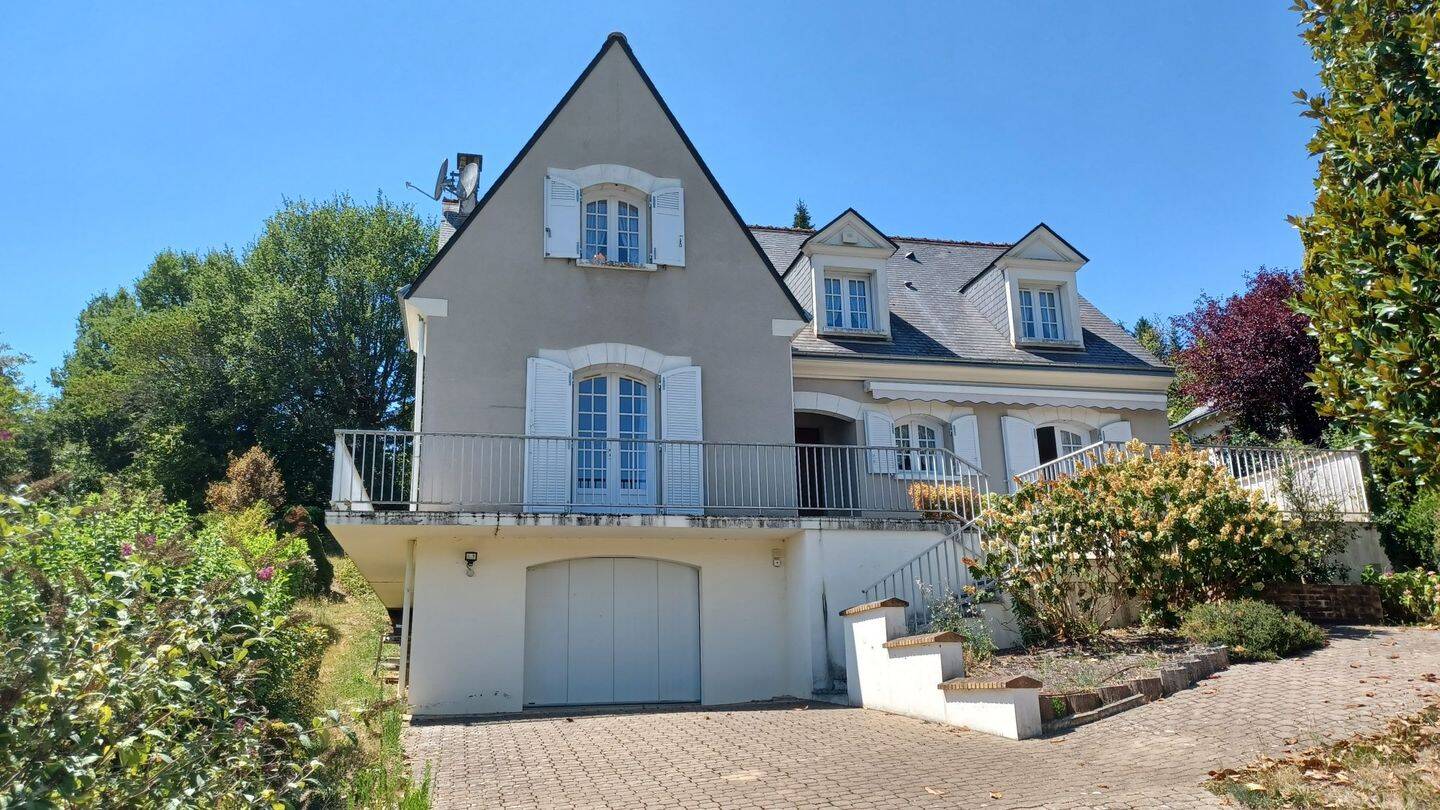 Maison 6 pièces 163 m² · à Montrichard Val de Cher · 163 m² · 230 800 €