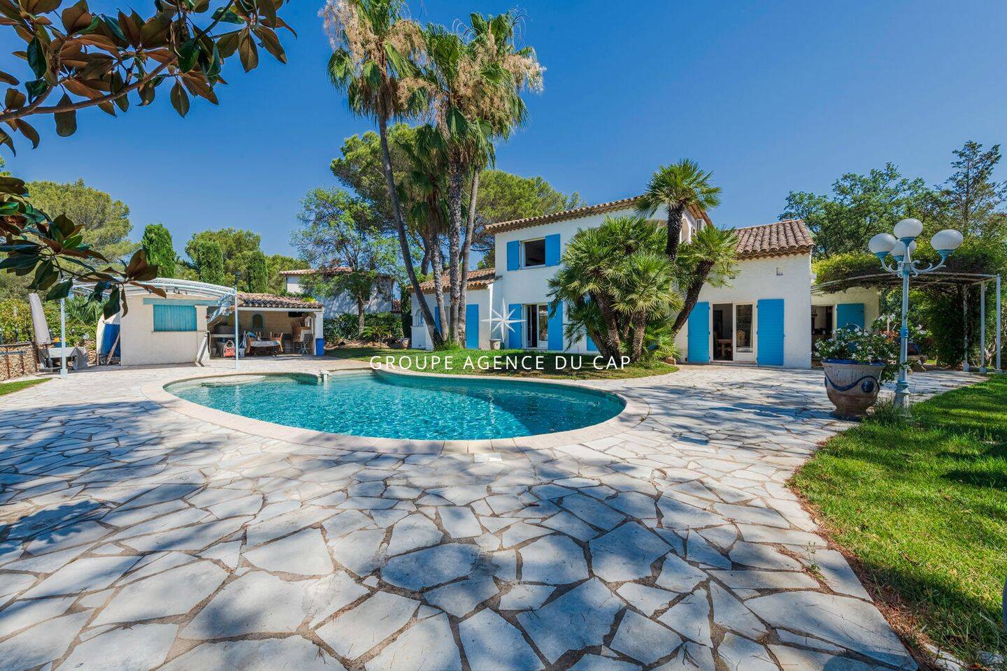 Maison 6 pièces 217 m² · à Fréjus · 217 m² · 1 150 000 €