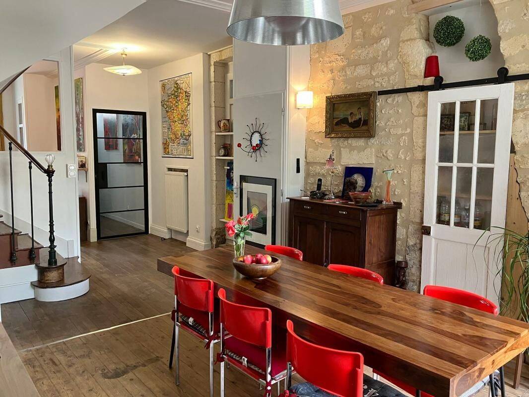 Maison 7 pièces 130 m² · à Angoulême · 130 m² · 320 000 €