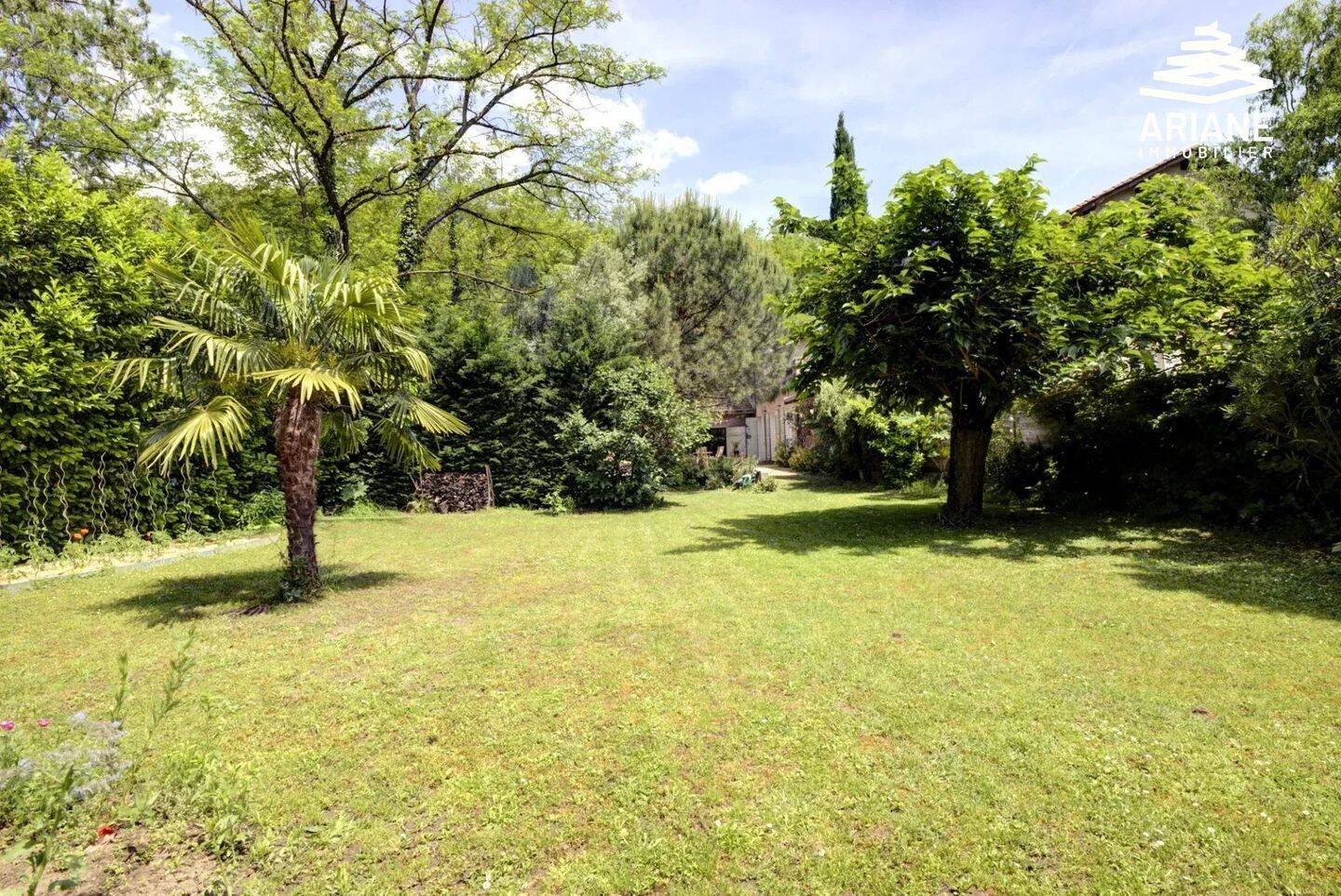 Maison 7 pièces 210 m² · à Sainte-Foy-lès-Lyon · 210,4 m² · 549 000 €