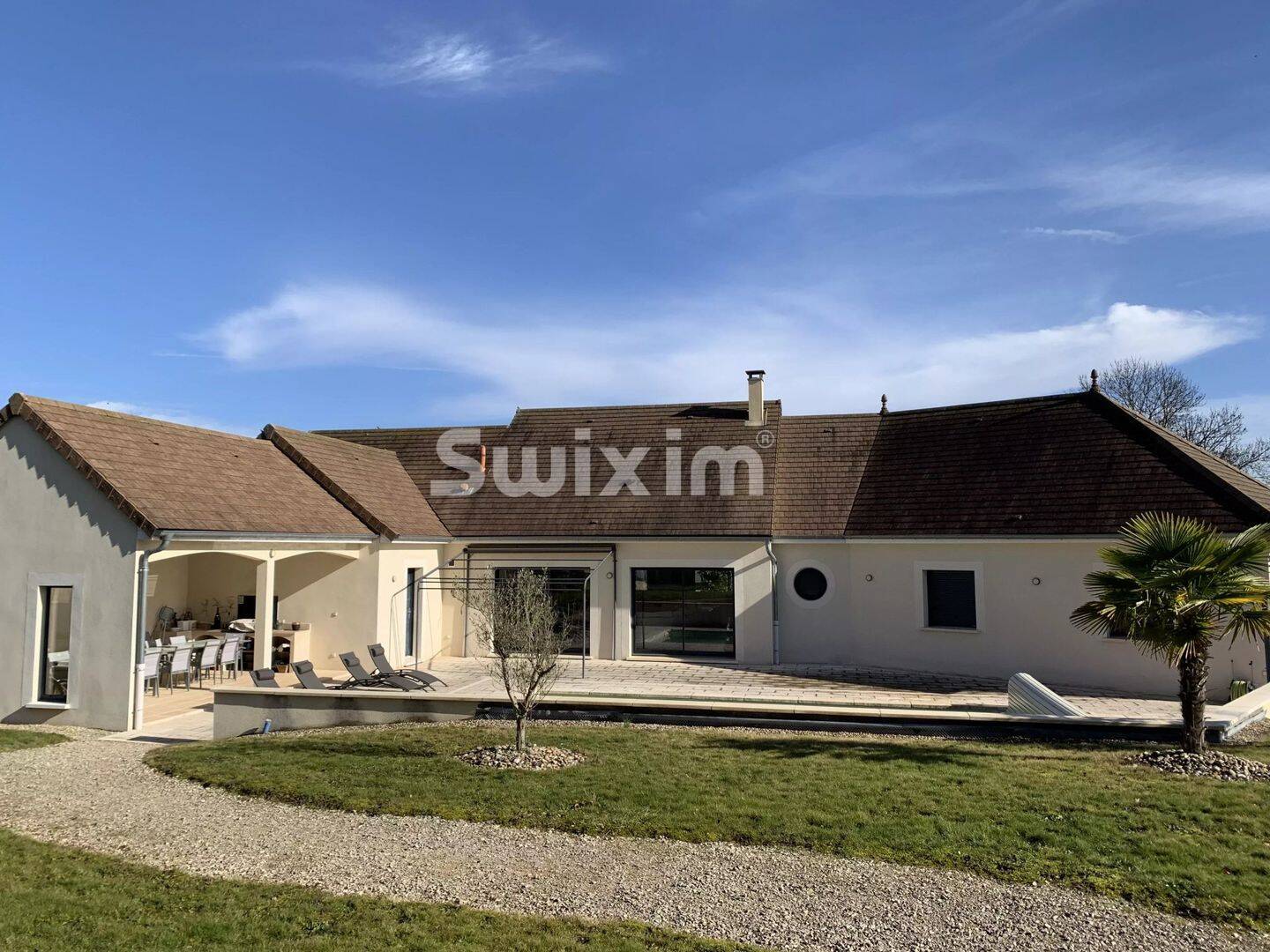 Maison 7 pièces 175 m² · à Demigny · 175 m² · 565 000 €