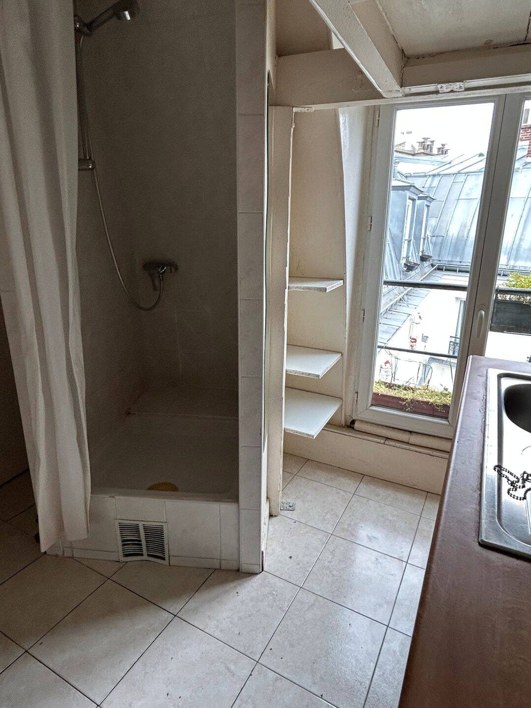 Appartement 1 pièce 9 m² · à Paris 11ème Arrondissement · 9 m² · 89 000 €