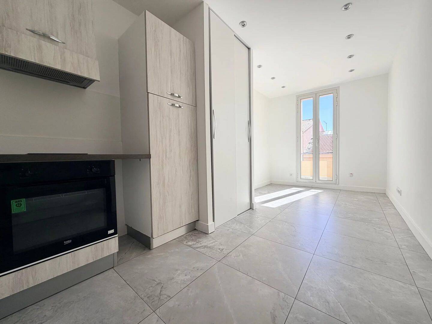Appartement 3 pièces 50 m² · à Vallauris · 50 m² · 180 000 €