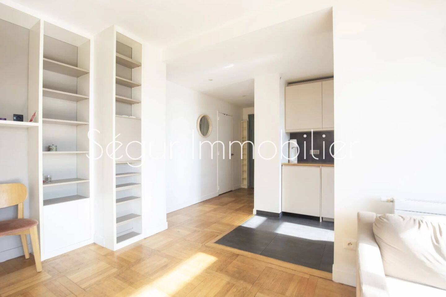 Appartement 4 pièces 79 m² · à Paris 15ème Arrondissement · 78,8 m² · 3 000 €/mois