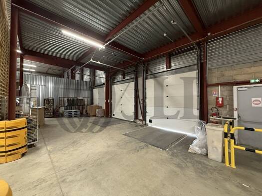 Local d'activités à louer 13 797 € 3 184 m² d'espace de stockage Rebais 77510