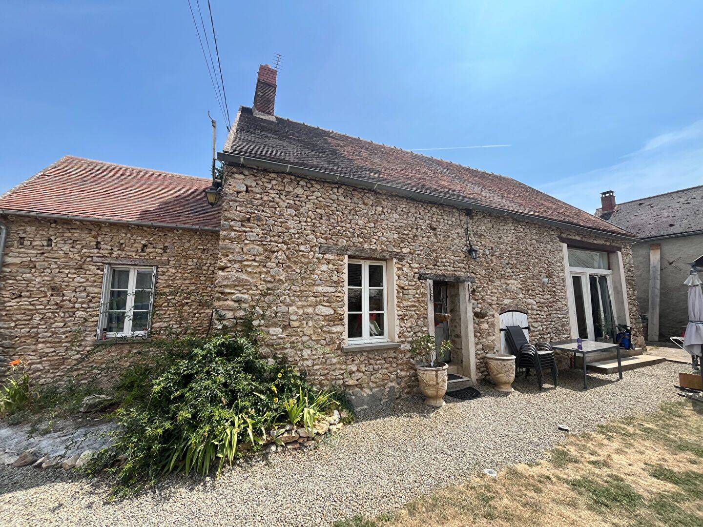 Maison 5 pièces 124 m² · à Aunay-sous-Auneau · 124 m² · 272 000 €