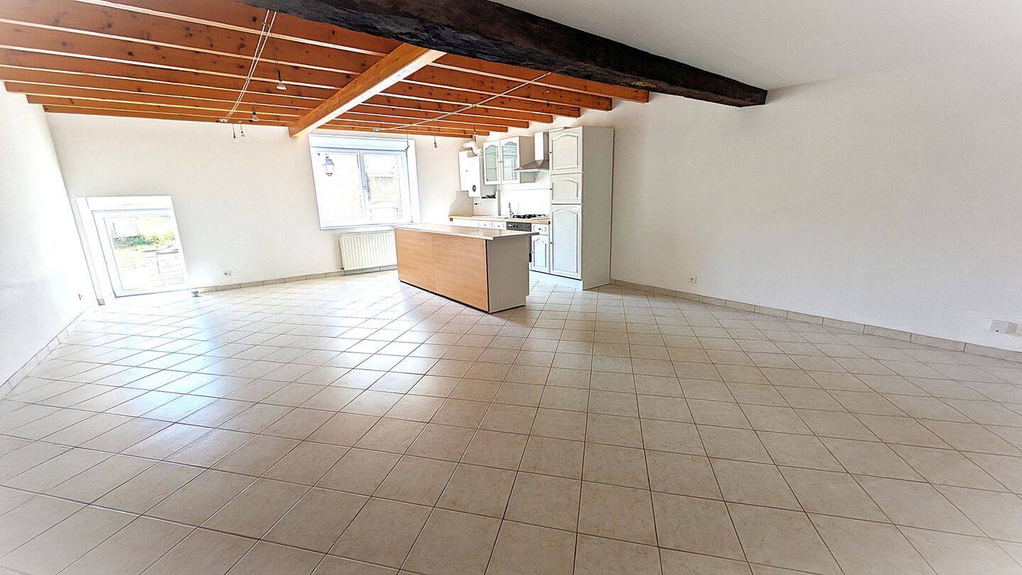 Maison 5 pièces 145 m² · à Gondreville · 145 m² · 159 000 €