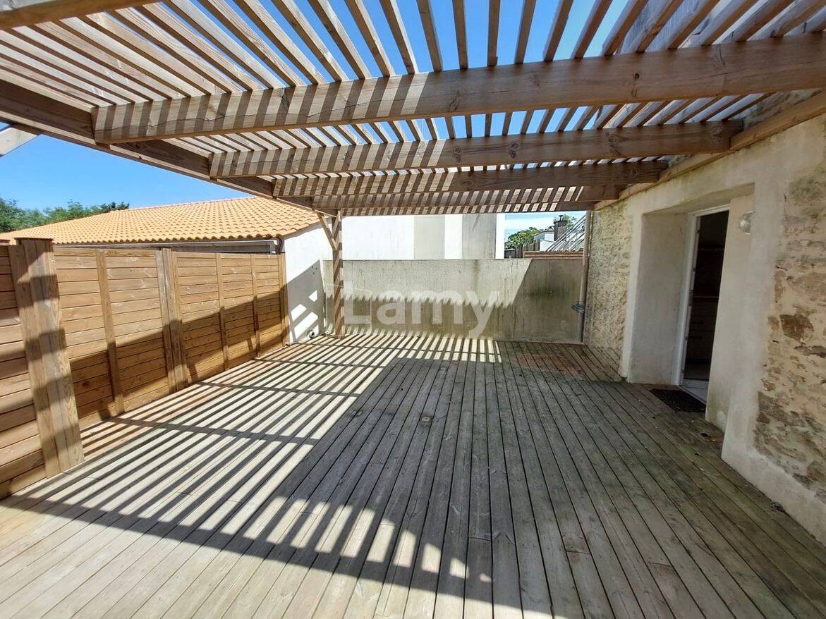 Maison 3 pièces 82 m² · à Aizenay · 82,2 m² · 730 €