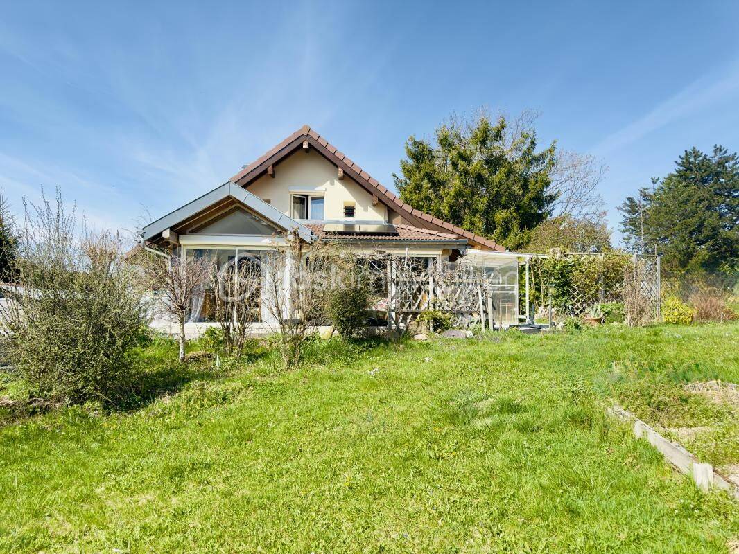 Maison 6 pièces 128 m² · à La Roche-sur-Foron · 128 m² · 520 000 €