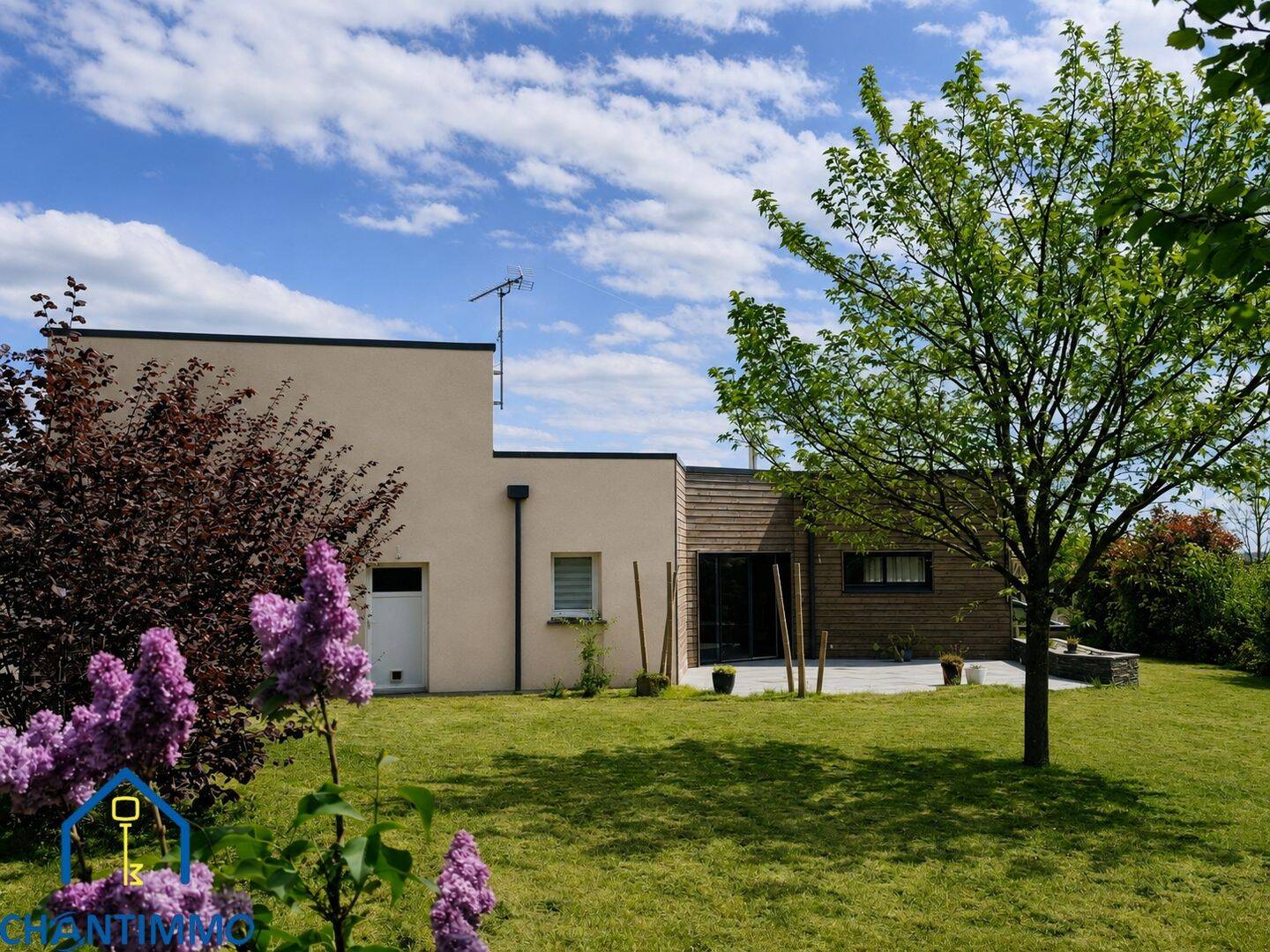Maison 5 pièces 115 m² · à Les Herbiers · 114,6 m² · 288 700 €