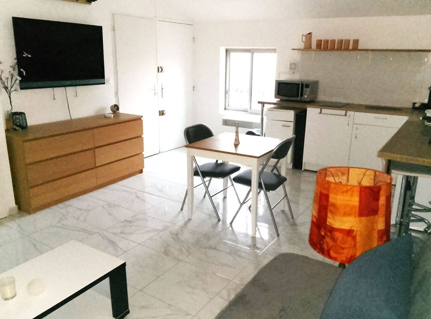 Appartement 1 pièce 23 m² · à Istres · 23,2 m² · 450 €/mois