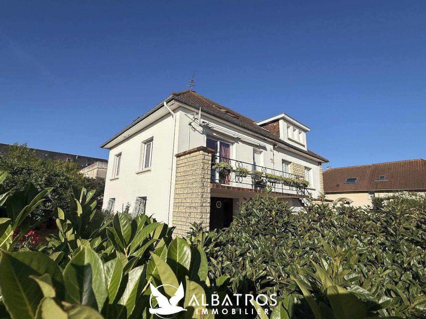 Maison 8 pièces 159 m² · à Ouistreham · 159 m² · 489 900 €