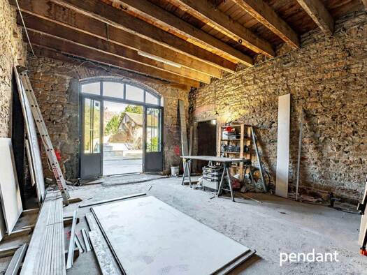 Appartement à vendre 215 000 € 3 pièces 2 chambres 88,5 m² RDC/2 Poleymieux-au-Mont-d'Or 69250