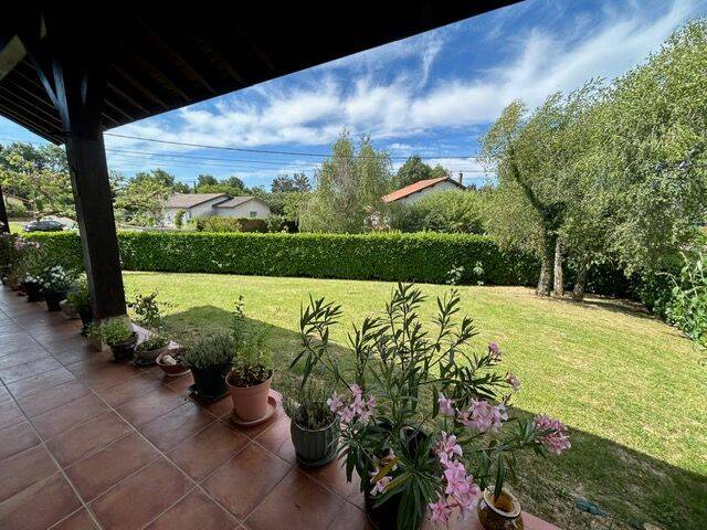 Maison 6 pièces 180 m² · à Villars-les-Dombes · 180 m² · 299 000 €