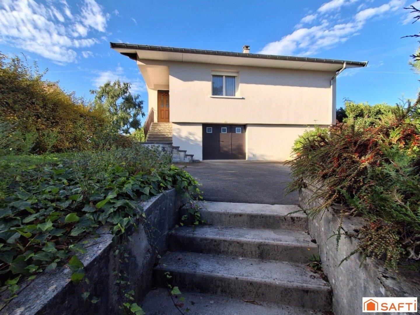 Maison 5 pièces 90 m² · à Lons-le-Saunier · 90 m² · 210 000 €