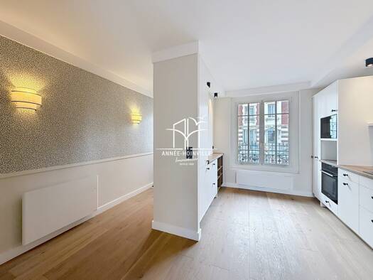Maison de ville à vendre 990 000 € 5 pièces 3 chambres 101 m² Deauville 14800