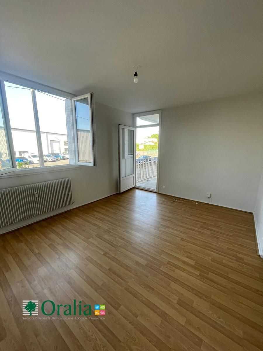Appartement 3 pièces 61 m² · à Villefranche-sur-Saône · 60,9 m² · 733 €/mois