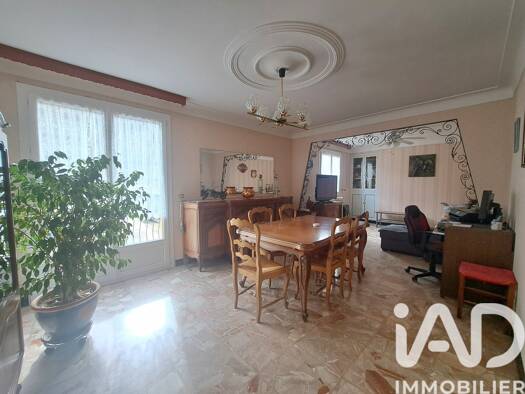 Maison à vendre 236 000 € 11 pièces 6 chambres 200 m² 1 864 m² de terrain Couiza 11190
