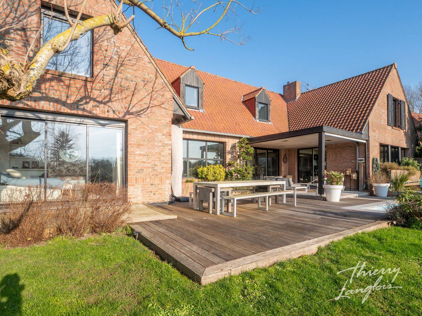 Maison 8 pièces 285 m² · à Villeneuve-d'Ascq · 285 m² · 1 090 000 €