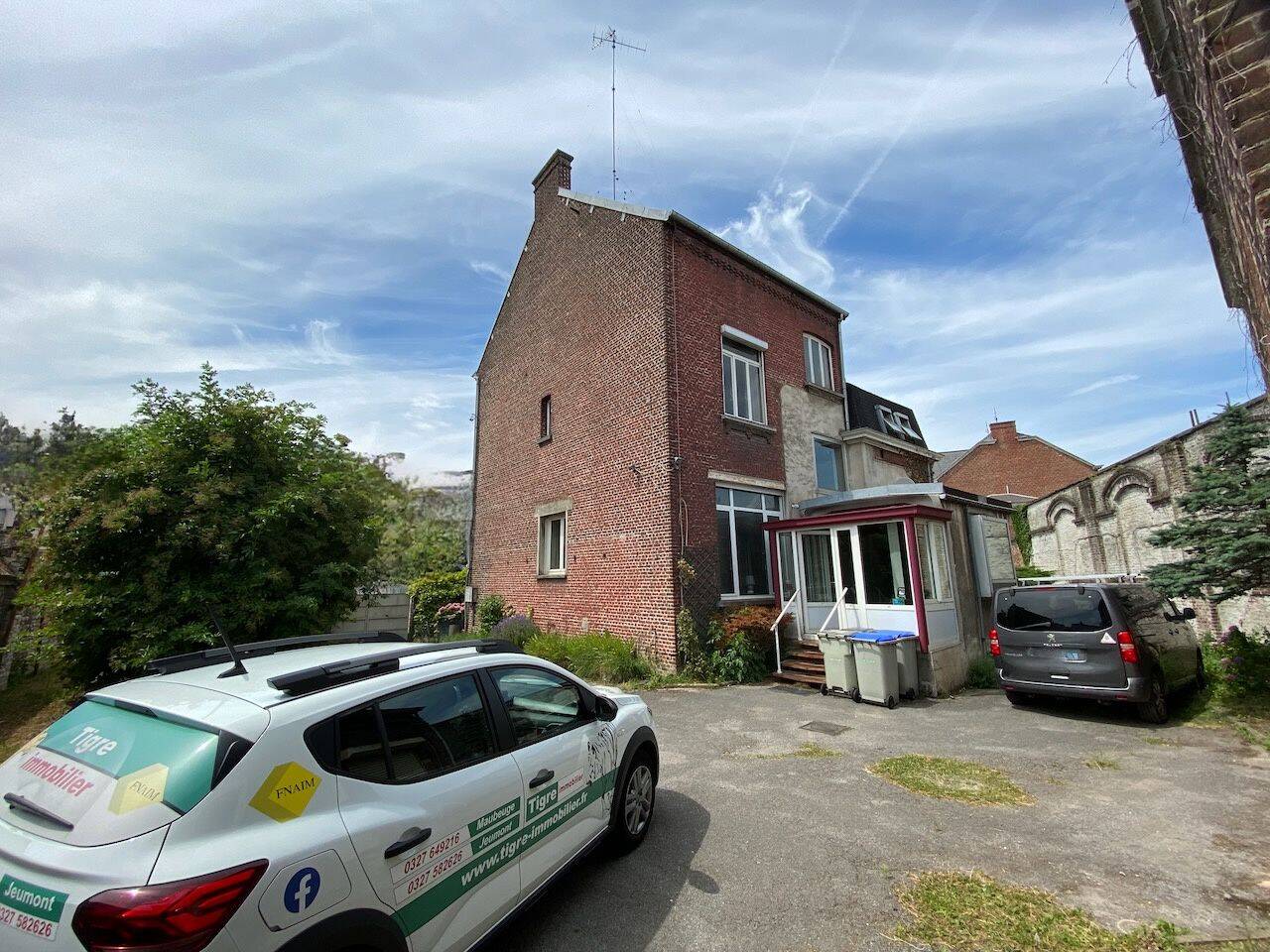 Maison 11 pièces 200 m² · à Jeumont · 200 m² · 159 750 €
