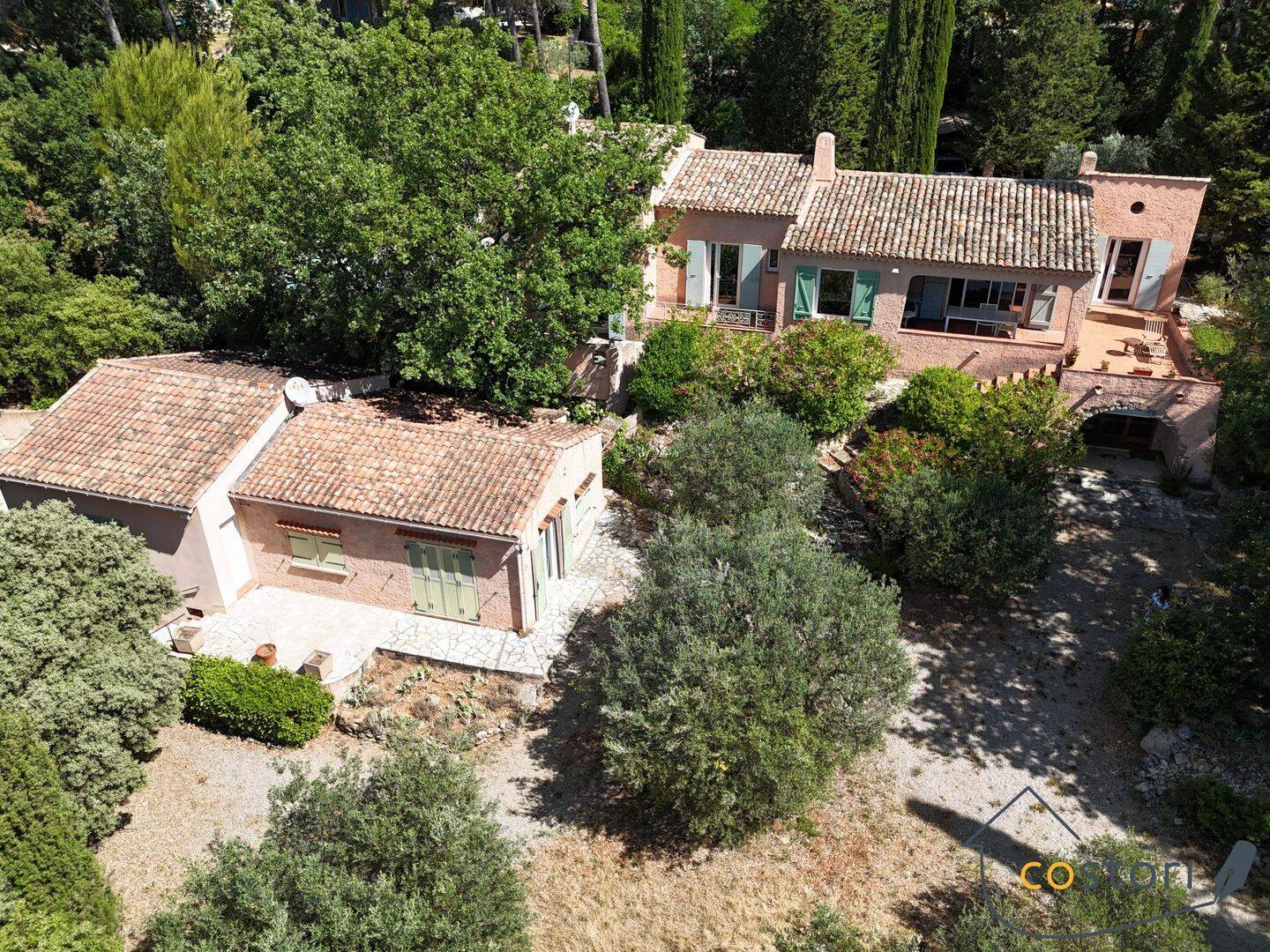 Maison 7 pièces 220 m² · à Trans-en-Provence · 220 m² · 620 000 €