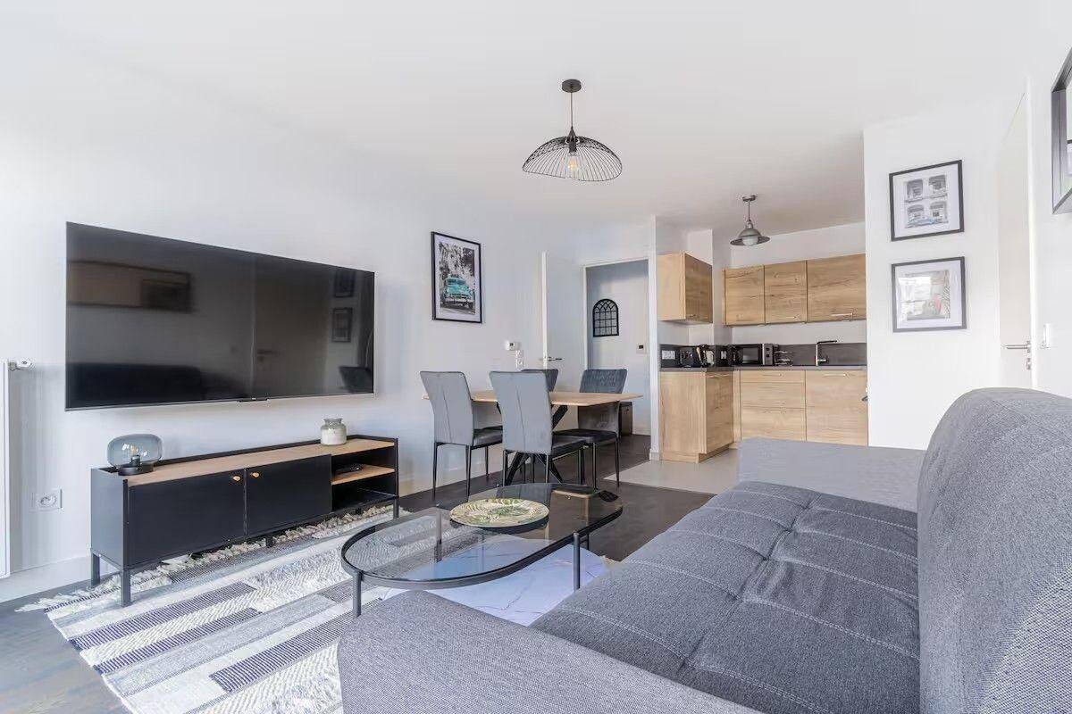 Appartement 2 pièces 44 m² · à Puteaux · 44 m² · 2 000 €