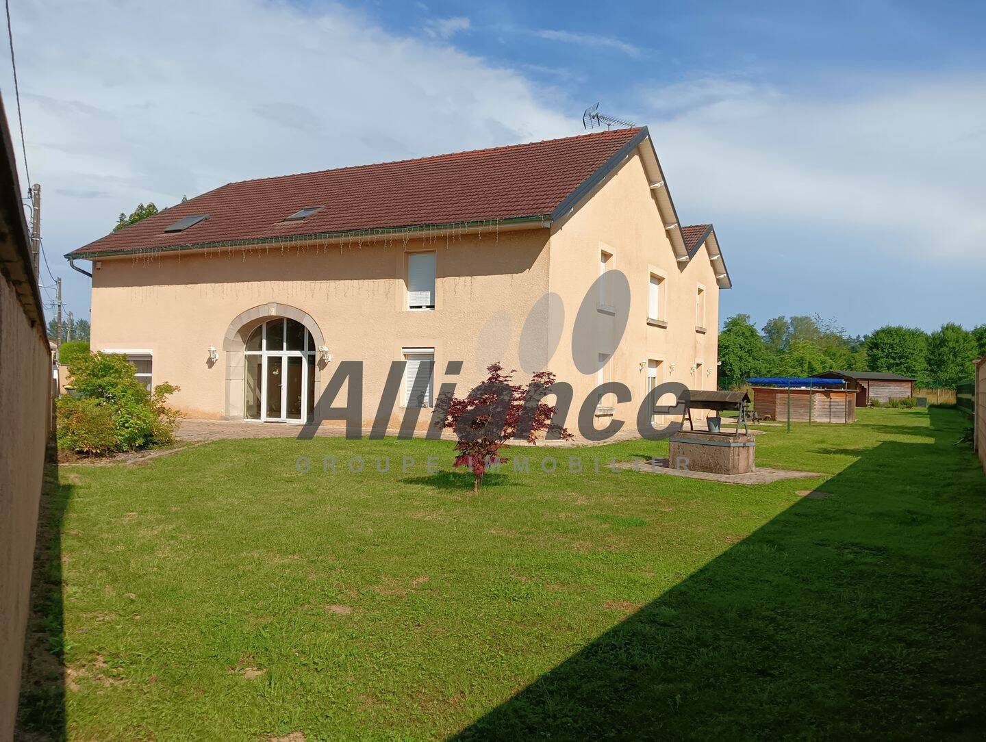 Maison 8 pièces 345 m² · à Citers · 345 m² · 344 000 €