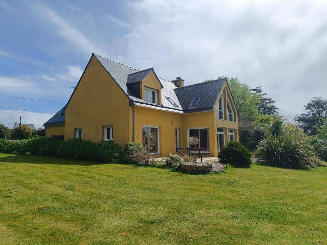 Maison 7 pièces 160 m² · à Coray · 160 m² · 349 000 €