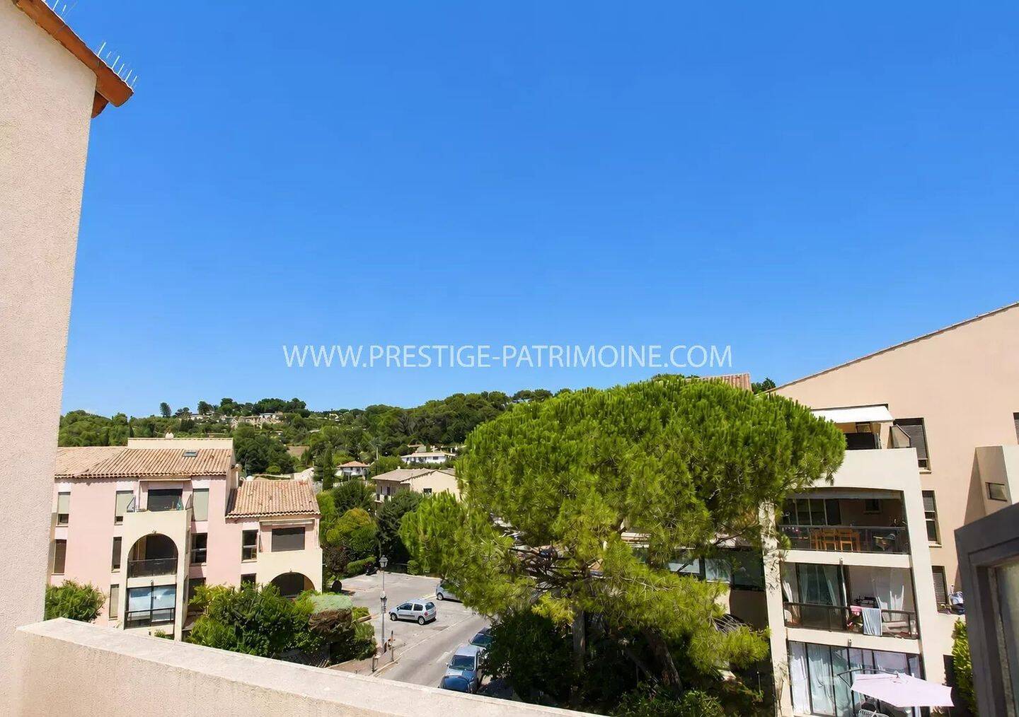 Appartement 2 pièces 45 m² · à Mougins · 45 m² · 740 €