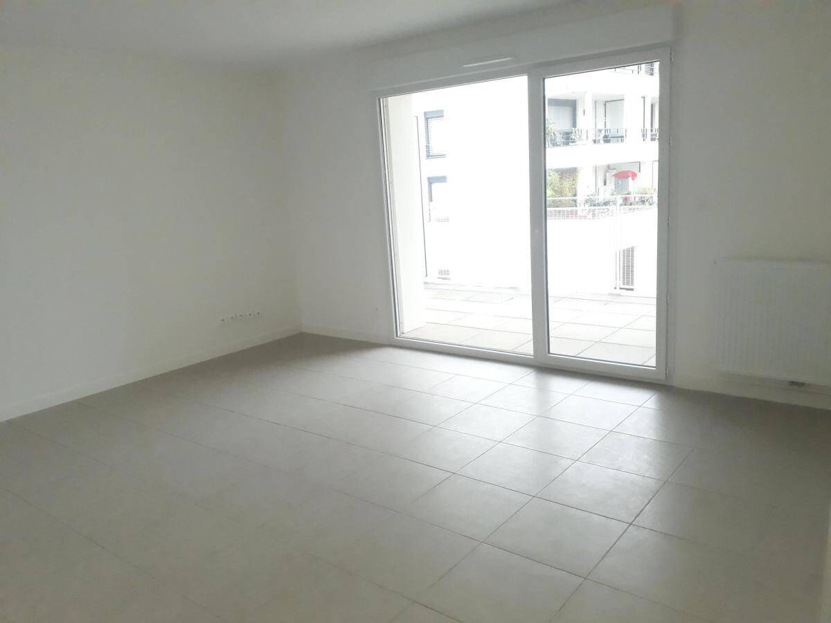 Appartement 4 pièces 86 m² · à Sathonay-Camp · 86 m² · 1 207 €/mois