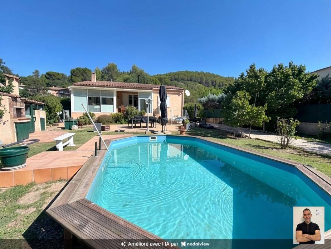 Maison 4 pièces 110 m² · à Vins-sur-Caramy · 110 m² · 360 000 €