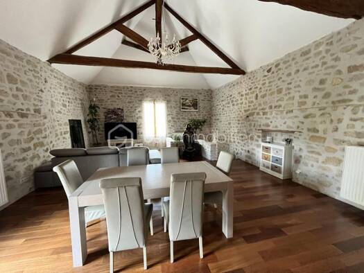 Ferme à vendre 380 000 € 7 pièces 3 chambres 154 m² Condécourt 95450