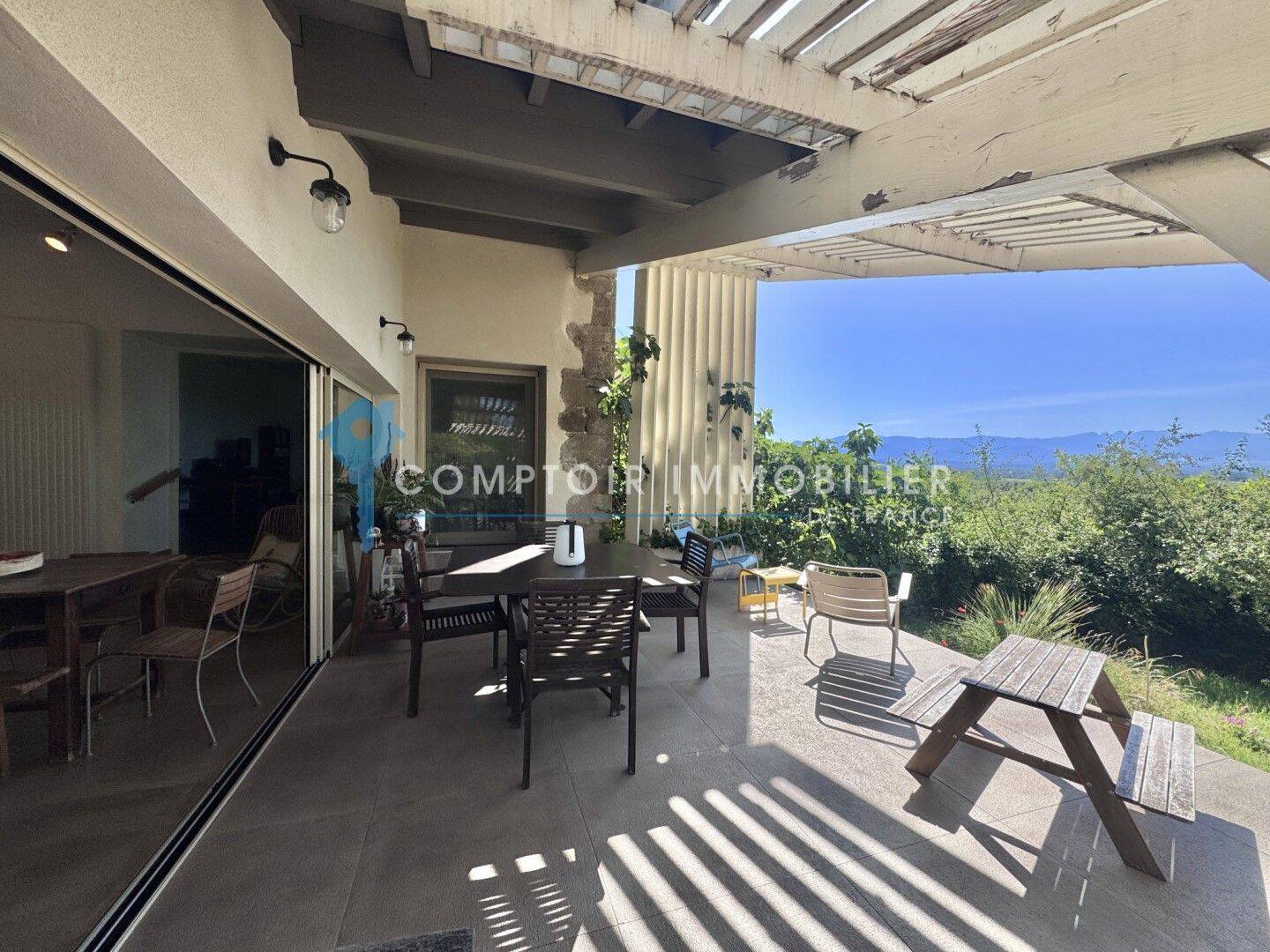 Maison 5 pièces 195 m² · à Romans-sur-Isère · 195 m² · 500 000 €