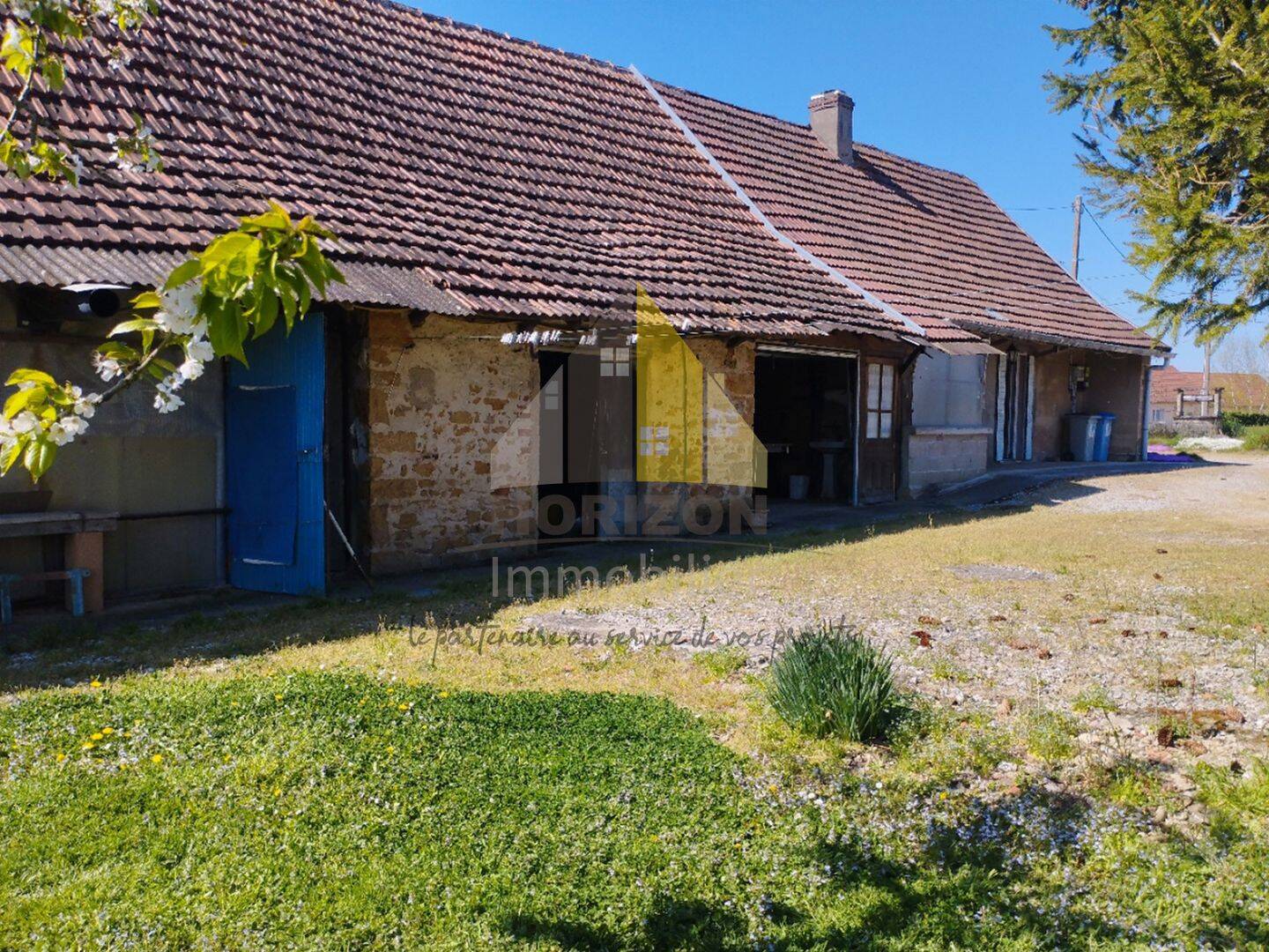 Maison 3 pièces 74 m² · à Rye · 74 m² · 85 000 €