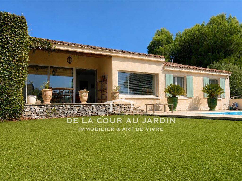 Maison 6 pièces 160 m² · à Nîmes · 160 m² · 585 000 €