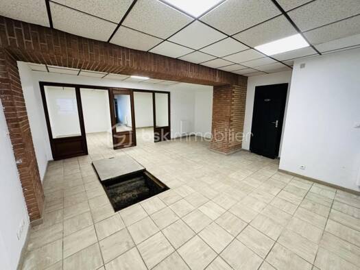 Immeuble à vendre 179 000 € 150 m² Centre Ville Saint-Quentin 02100