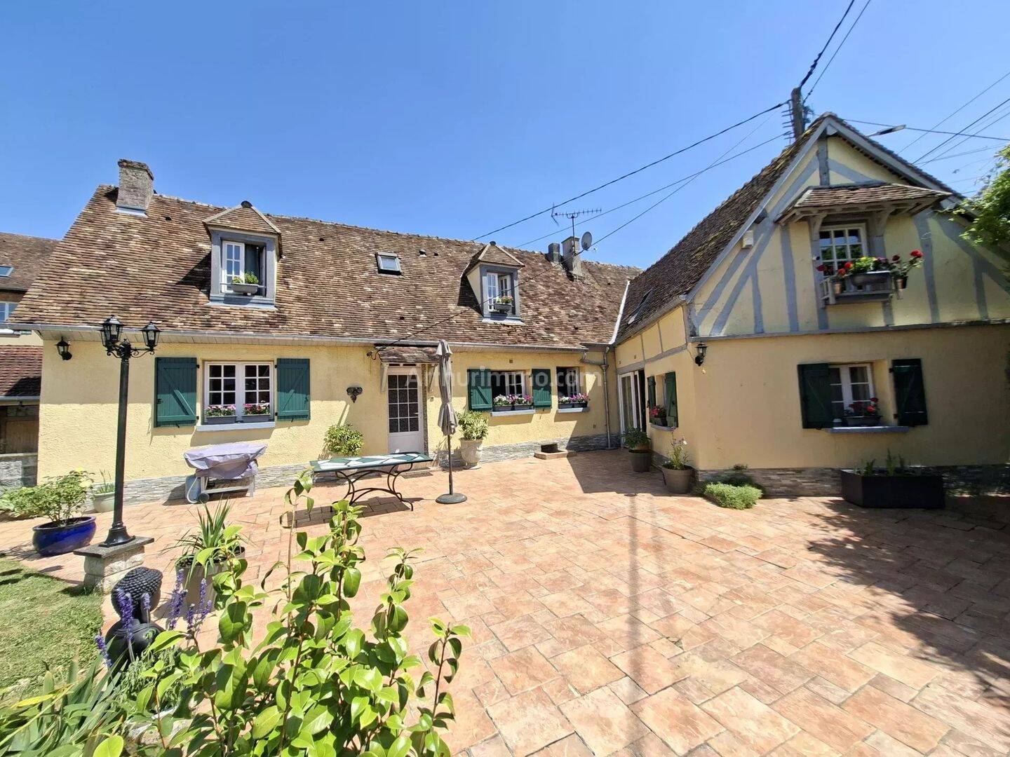 Maison 6 pièces 159 m² · à Gisors · 159 m² · 274 300 €