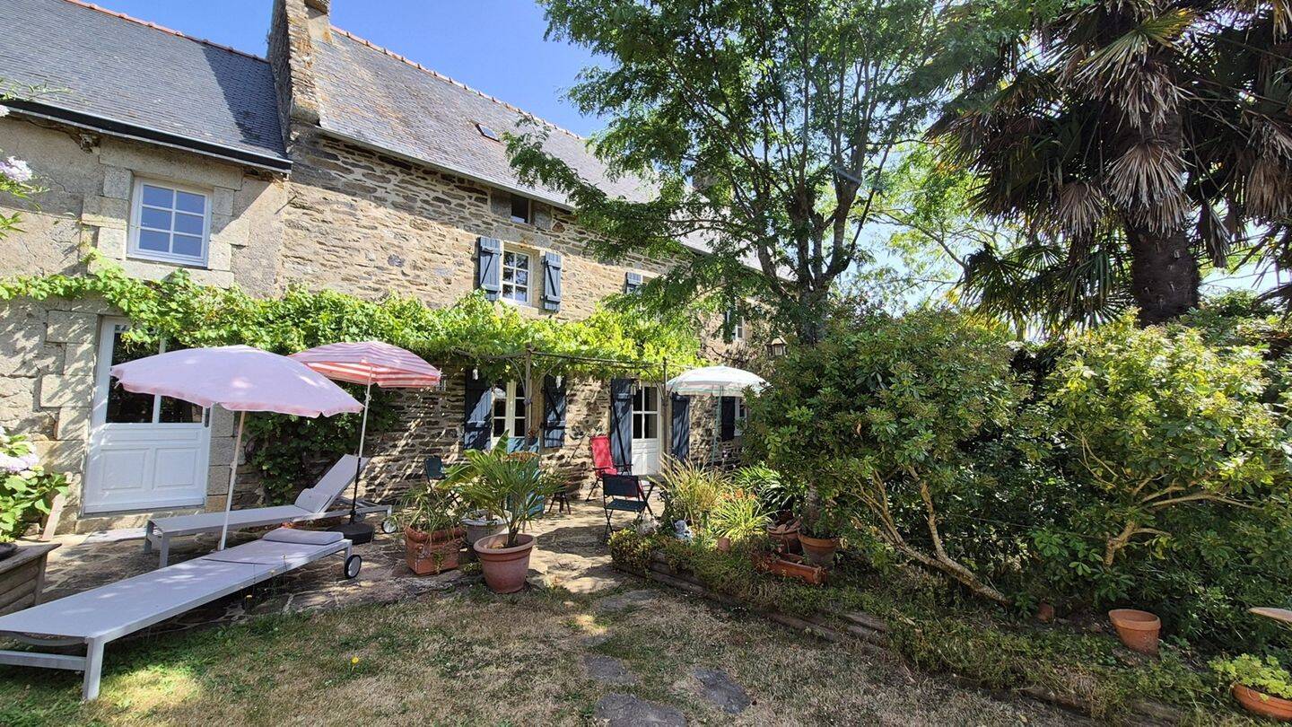 Maison 7 pièces 240 m² · à Moëlan-sur-Mer · 240 m² · 595 000 €