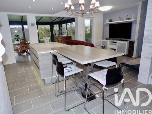 Maison à vendre 265 000 € 4 pièces 2 chambres 116 m² 828 m² de terrain Centre Ville Eu 76260