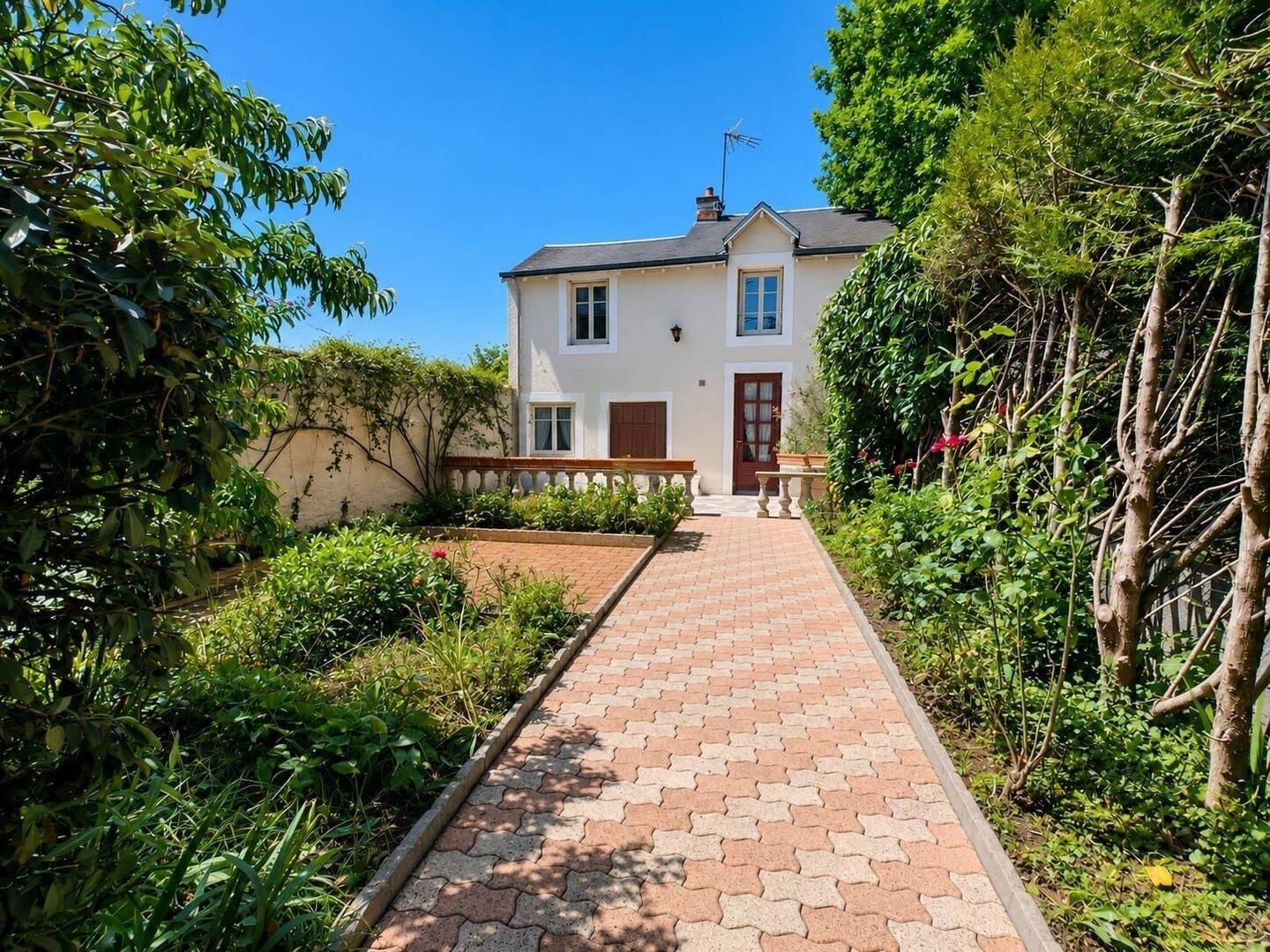 Maison 4 pièces 110 m² · à Poitiers · 110 m² · 195 000 €