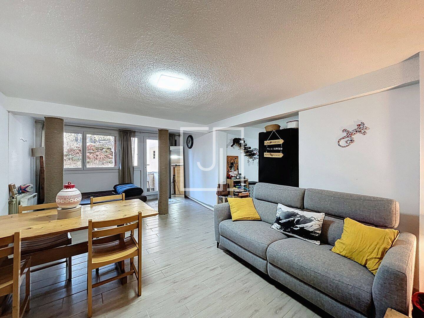 Appartement 2 pièces 65 m² · à Uvernet-Fours · 64,7 m² · 210 000 €
