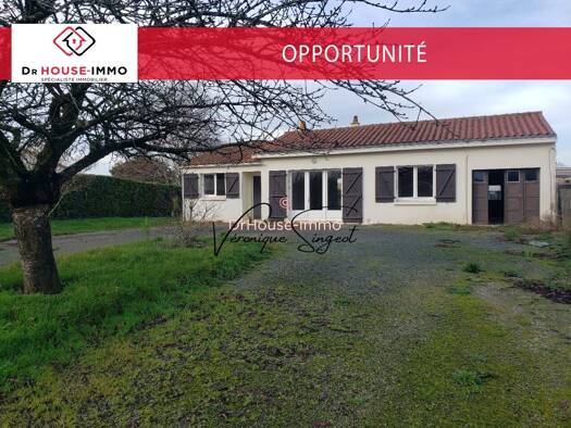 Maison de plain-pied à vendre 182 500 € 5 pièces 3 chambres 77 m² 1 374 m² de terrain Angles 85750