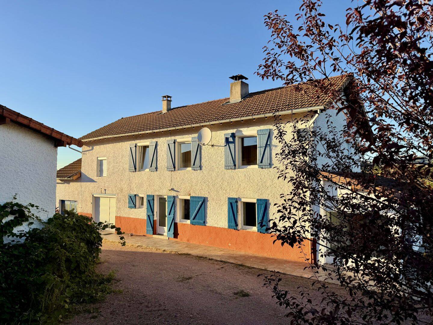 Maison 8 pièces 136 m² · à Chauffailles · 136 m² · 250 000 €